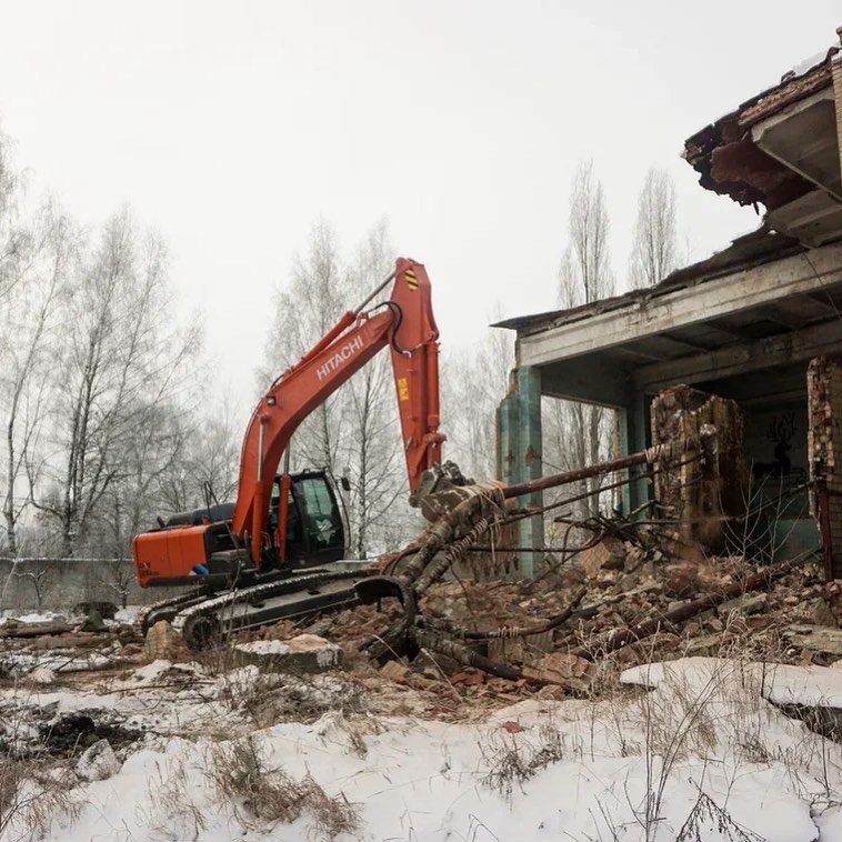 Снос промышленного здания